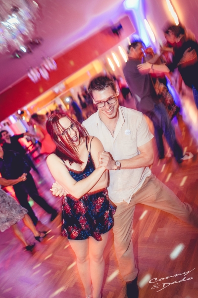 34774670_1958013700936140_868729617484087296_n